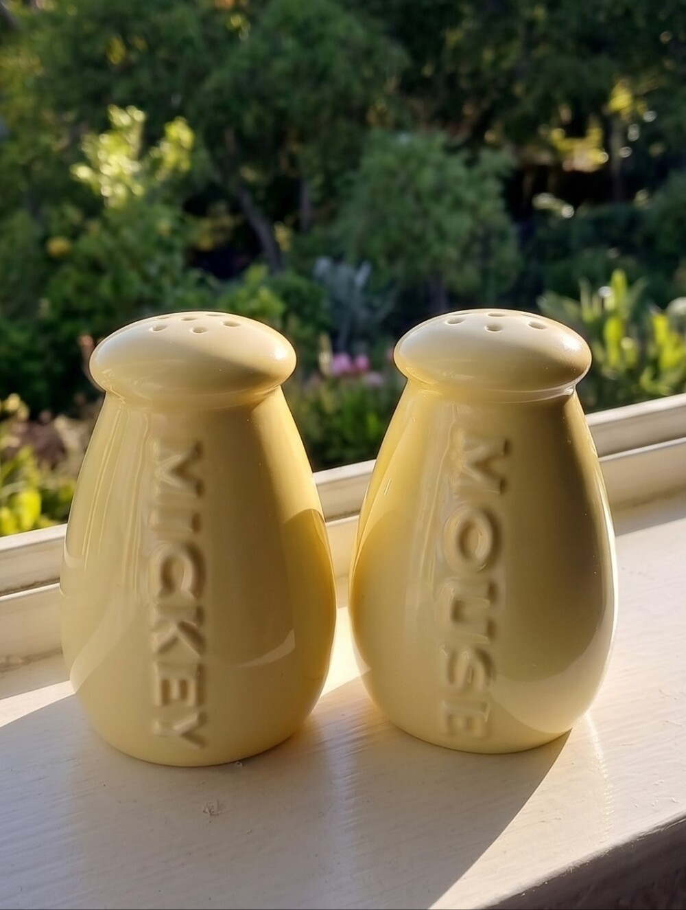 Disney Mickey Mouse Ceramic Salt and Pepper Shakers Set Brand New Pastel Yellow